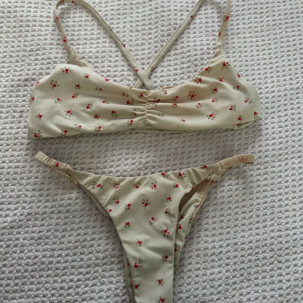 San Lorenzo Floral Kini
